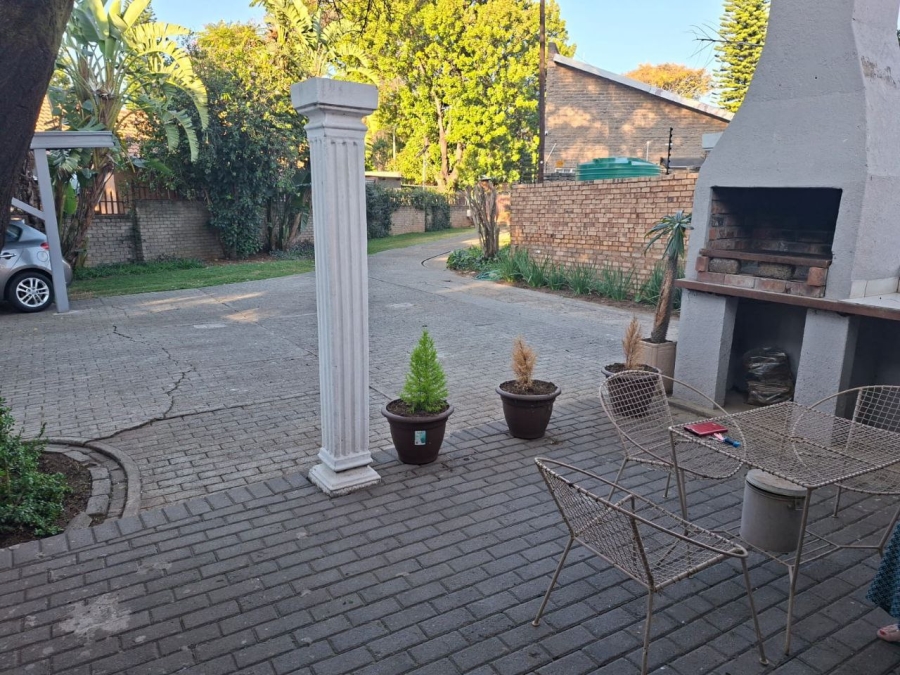 To Let 1 Bedroom Property for Rent in Safari Gardens North West